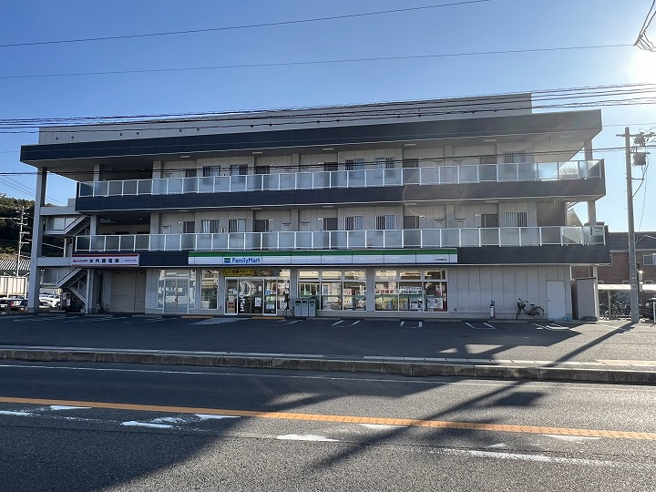 【コンビニエンスストア】ファミリーマート　八本松磯松店まで1482ｍ