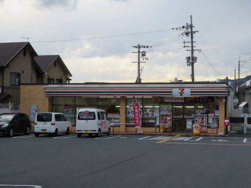 【コンビニエンスストア】セブンイレブン　大津南志賀4丁目店まで218ｍ