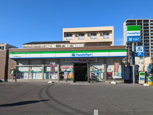【コンビニエンスストア】ファミリーマート　宇都宮塙田三丁目店まで901ｍ