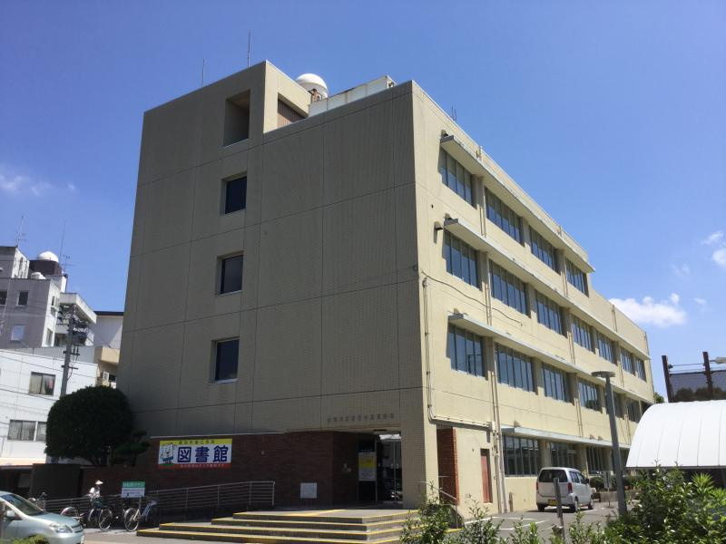 【図書館】潮江市民図書館まで382ｍ