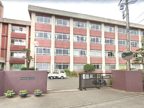 【中学校】藤沢市立高倉中学校まで815ｍ
