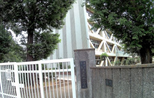 【小学校】東萩山小学校まで416ｍ