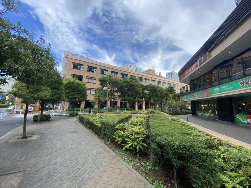 【中学校】港区立港南中学校まで269ｍ