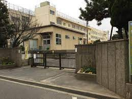 【小学校】市川市立塩焼小学校まで690ｍ
