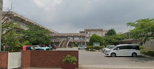 【中学校】吉川市立南中学校まで2200ｍ