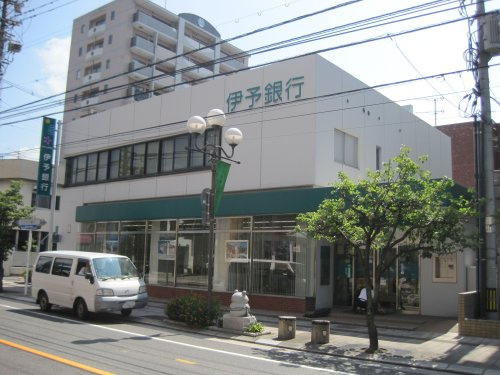 【銀行】伊予銀行五日市支店まで1292ｍ
