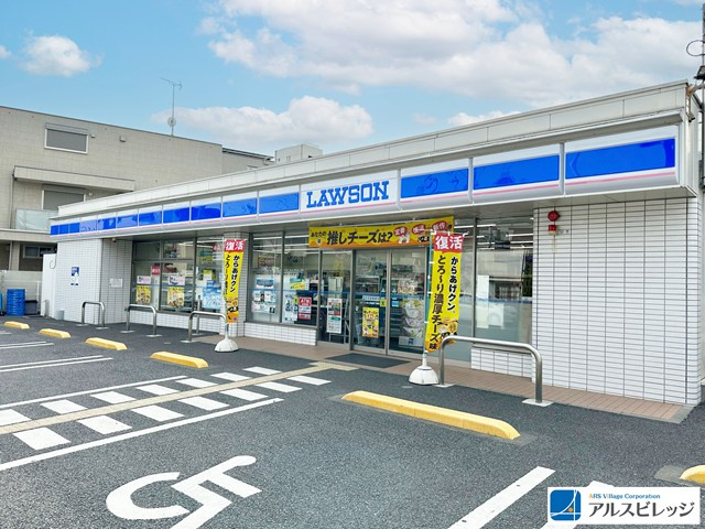 【コンビニエンスストア】ローソン　富士見鶴馬下郷店まで472ｍ