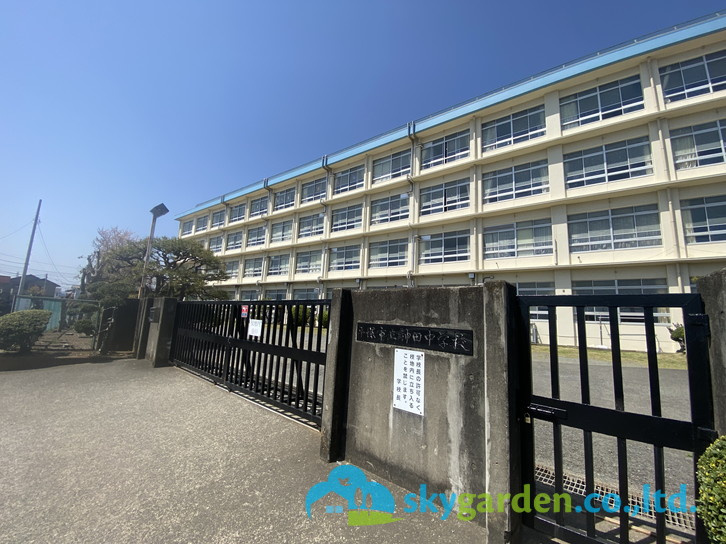 【中学校】平塚市立神田中学校まで1132ｍ