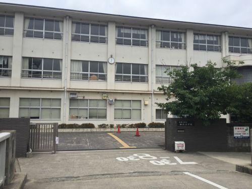 【小学校】松江小学校まで926ｍ