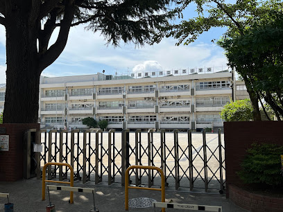 【小学校】武蔵野市立第五小学校まで239ｍ