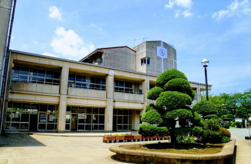 【中学校】守谷市立御所ケ丘中学校まで2500ｍ