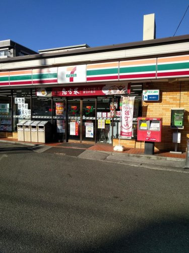 【コンビニエンスストア】セブンイレブン　川崎馬絹東店まで664ｍ