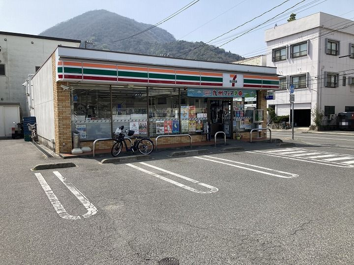 【コンビニエンスストア】セブンイレブン　呉仁方桟橋通店まで634ｍ
