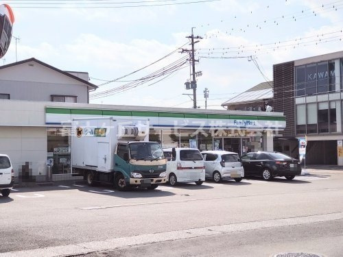 【コンビニエンスストア】ファミリーマート　静岡千代田店まで474ｍ