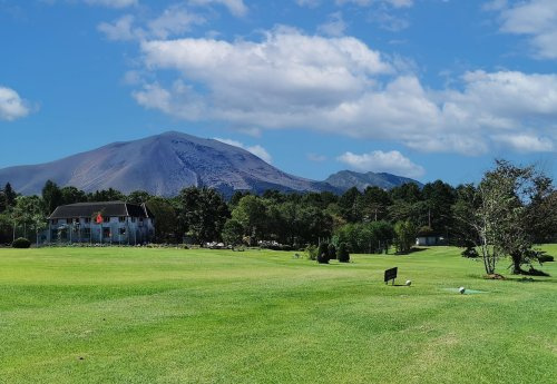 【スポーツ施設】竹内テニスコート・竹内ゴルフ練習場まで3541ｍ
