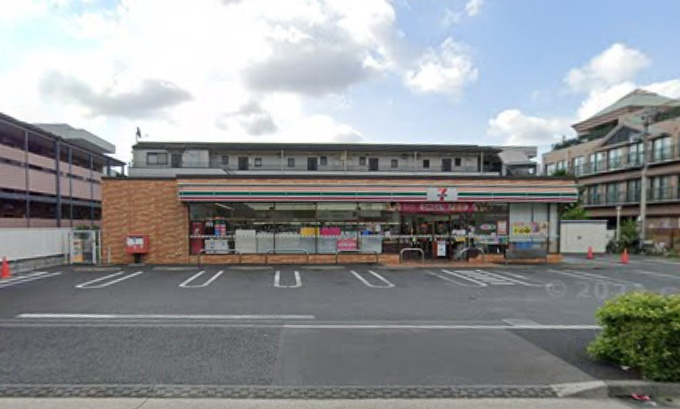 【コンビニエンスストア】セブンイレブン　江戸川鹿骨3丁目店まで870ｍ