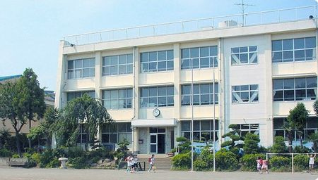 【小学校】座間市立　相武台東小学校まで981ｍ