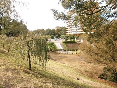【公園】かにが沢公園まで1178ｍ