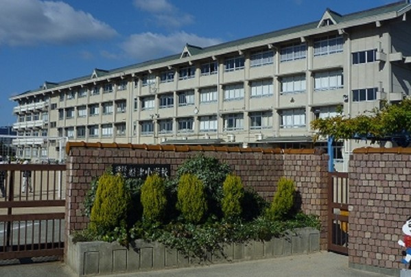 【小学校】姫路市立船津小学校まで496ｍ