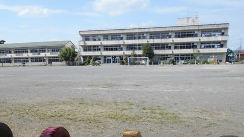 【小学校】寄居町立用土小学校まで1021ｍ
