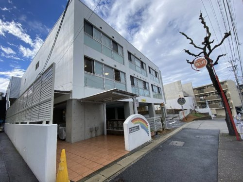 【保育園】星ヶ丘にじ保育園まで638ｍ