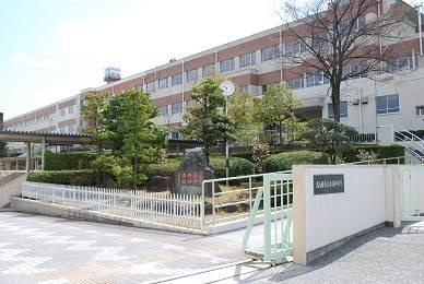 【中学校】名古屋市立天白中学校まで369ｍ