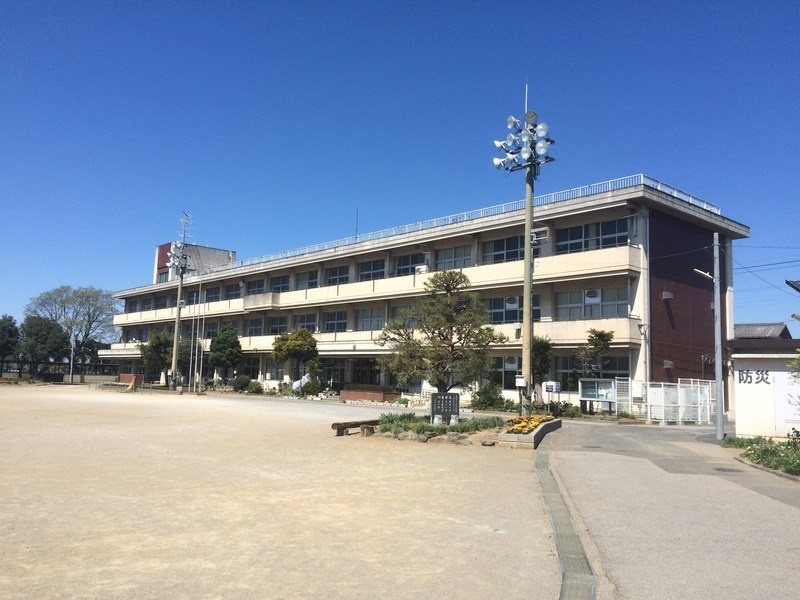 【小学校】広田小学校まで900ｍ