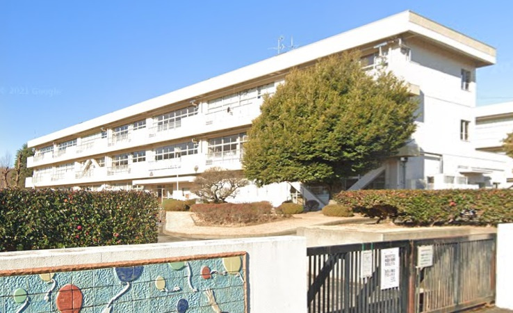 【小学校】野田市立山崎小学校まで765ｍ