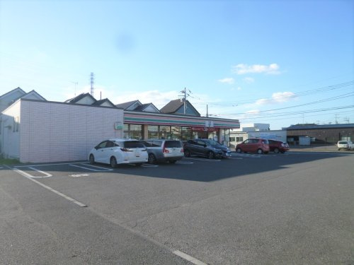【コンビニエンスストア】セブンイレブン　越谷一の橋店まで757ｍ
