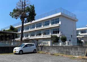 【小学校】立川市立第十小学校まで396ｍ