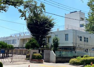 【中学校】立川市立立川第六中学校まで833ｍ