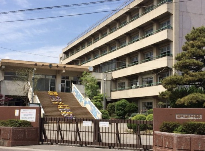【中学校】杉戸中学校まで441ｍ