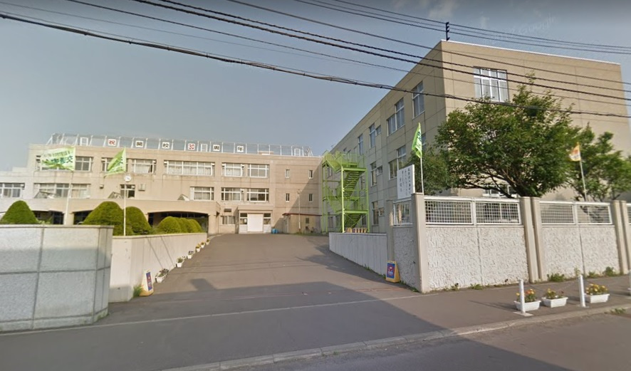 【小学校】札幌市立大谷地東小学校まで600ｍ