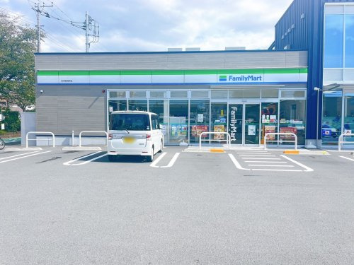 【コンビニエンスストア】ファミリーマート　沼津宮前町店まで443ｍ