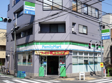 【コンビニエンスストア】ファミリーマート　蓮根二丁目店まで548ｍ
