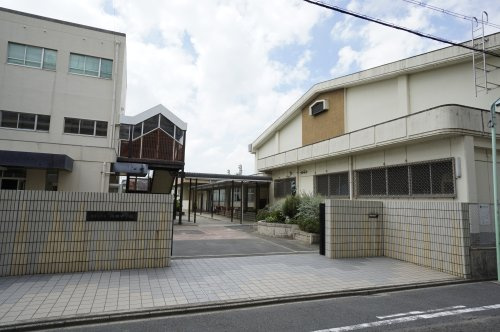 【中学校】名古屋市立御田中学校まで787ｍ
