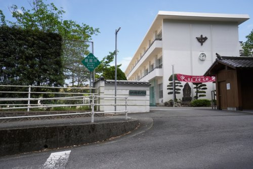 【中学校】長与町立長与第二中学校まで2266ｍ