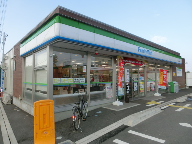 【コンビニエンスストア】ファミリーマート　鯨井店まで949ｍ