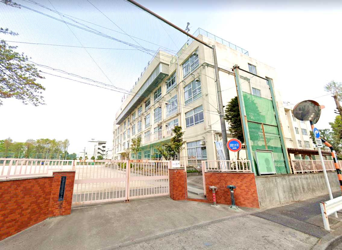 【中学校】足立区立栗島中学校まで538ｍ