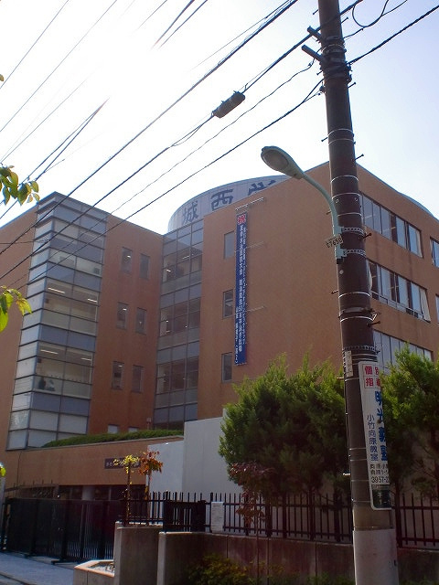 【中学校】城西大学付属　城西中学校まで1ｍ