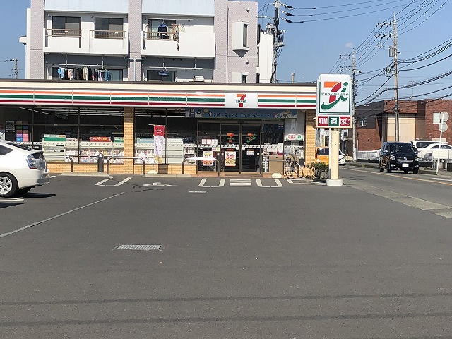 【コンビニエンスストア】セブンイレブン　平塚横内店まで201ｍ