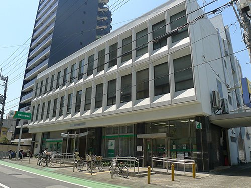 【銀行】埼玉りそな銀行　蕨支店まで535ｍ