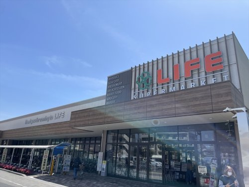 【スーパー】ライフ　蕨駅前店まで863ｍ