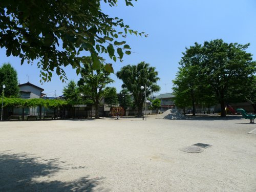 【公園】中の宮公園まで501ｍ
