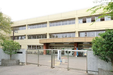 【小学校】本町田小学校まで599ｍ