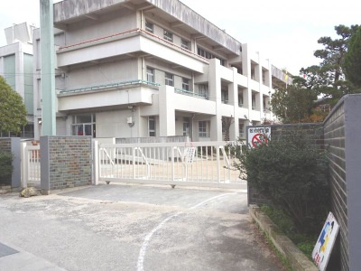 【小学校】福山市立網引小学校まで1052ｍ