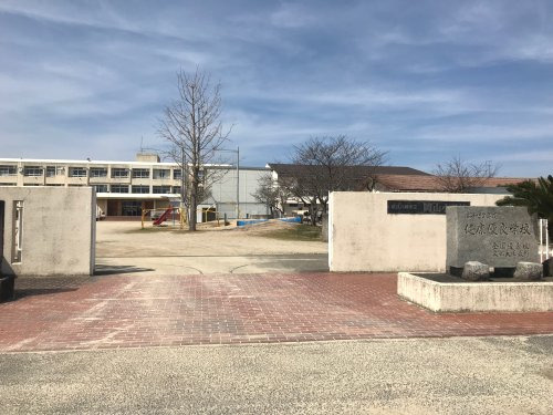 【小学校】近江八幡市立岡山小学校まで1474ｍ