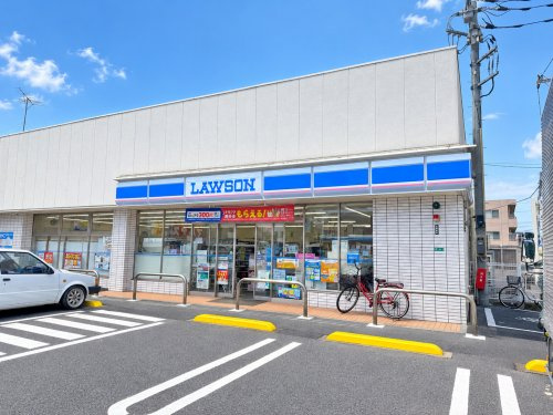 【コンビニエンスストア】ローソン　練馬春日町三丁目店まで631ｍ