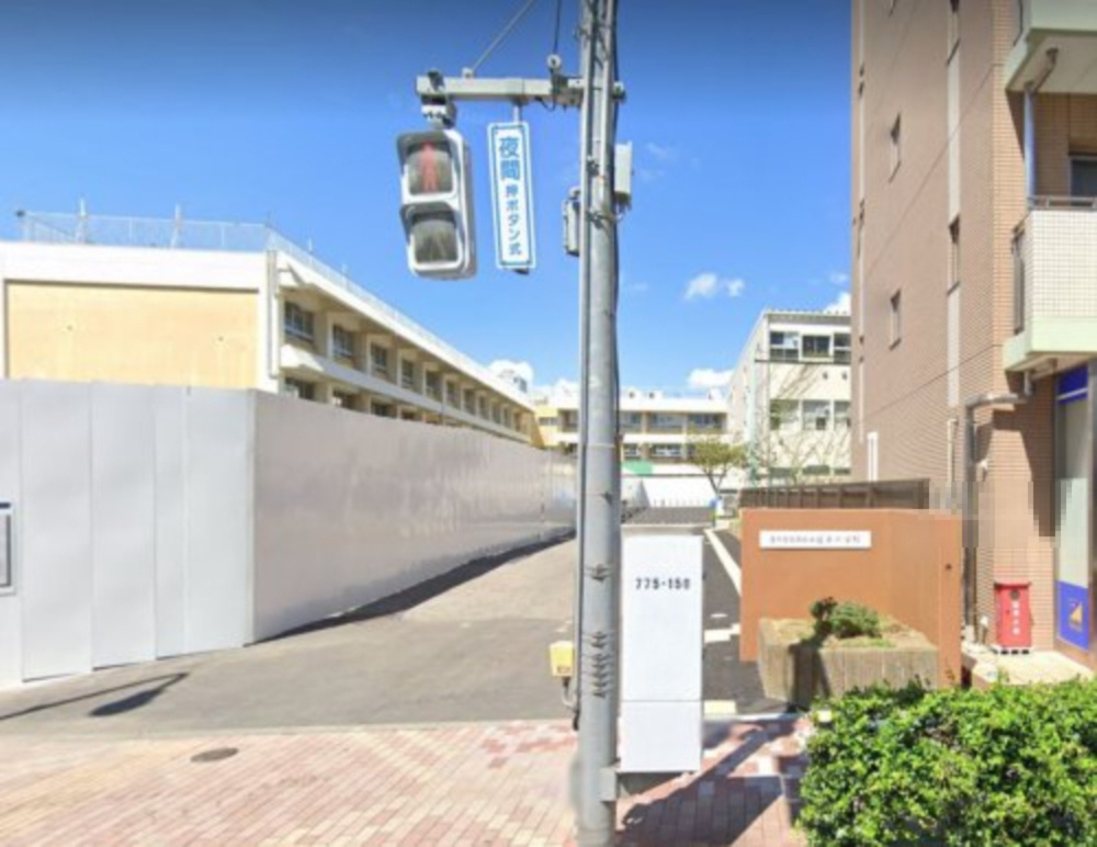 【小学校】道上小学校まで493ｍ