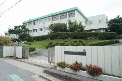 【小学校】大野城市立平野小学校まで955ｍ